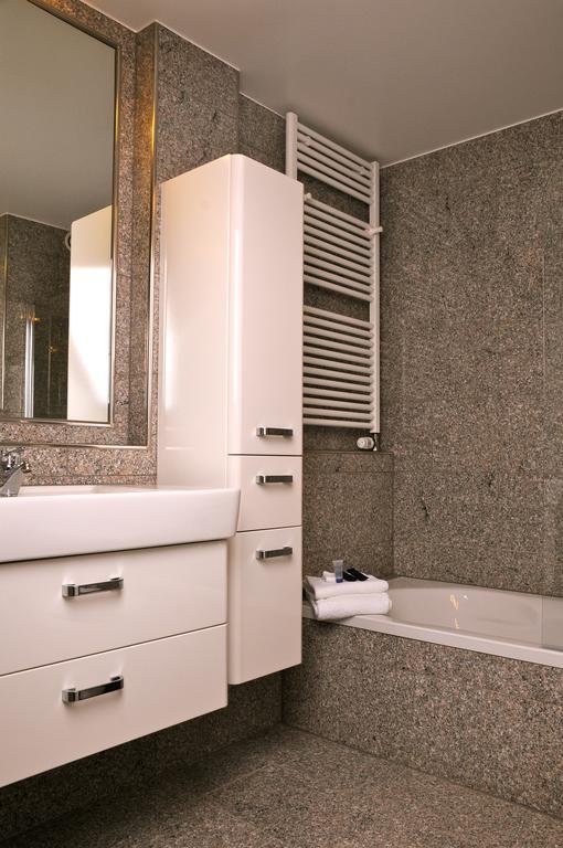 Domus Hotel Luxemburg Kamer foto
